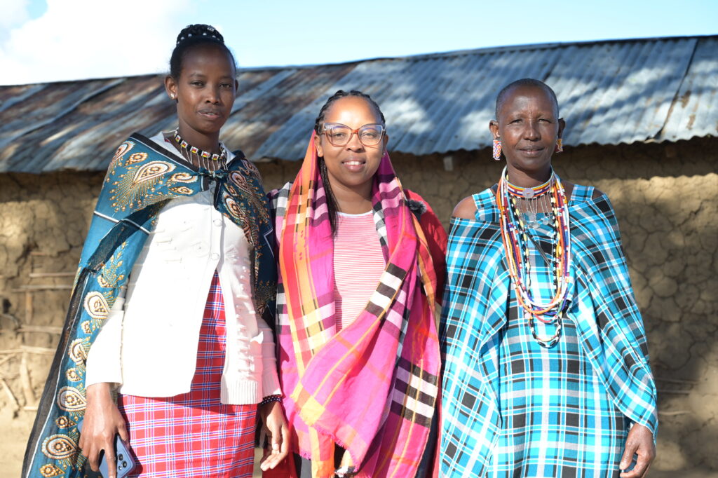 Women Empowerment in Kenya, Siana Africa in Kerala dsc 7469